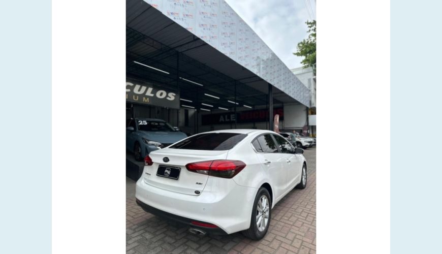 KIA CERATO - BRANCO - 2019 Foto 6 (Grande)
