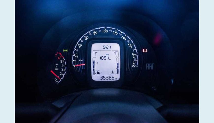 FIAT MOBI FIREFLY DRIVE 1.0 FLEX - BRANCO - 2018 Foto 6 (Grande)
