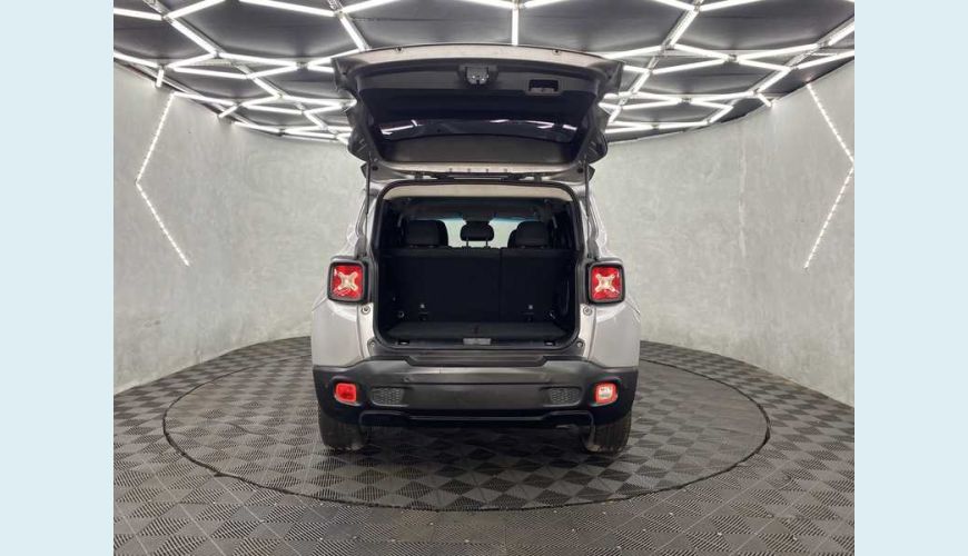 JEEP RENEGADE SPORT 1.8 4X2 AUT. FLEX - PRATA - 2021 Foto 6 (Grande)