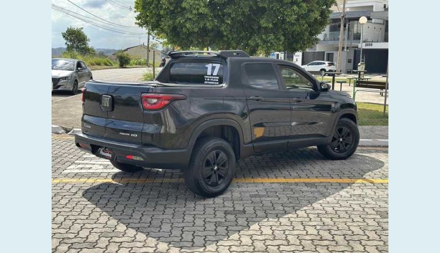FIAT TORO FREEDOM 1.8 AT6 4X2 FLEX - PRETO - 2017 Foto 6 (Grande)