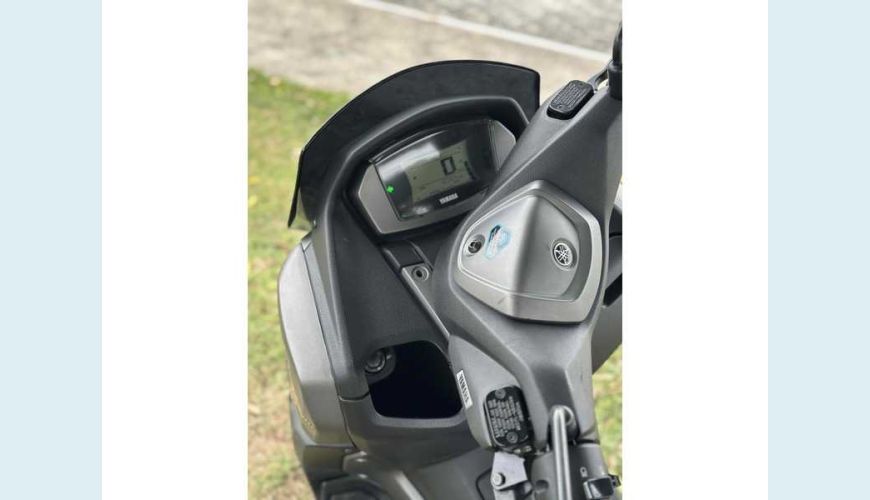 YAMAHA NMAX CONNECTED SE 160 - CINZA - 2024 Foto 6 (Grande)
