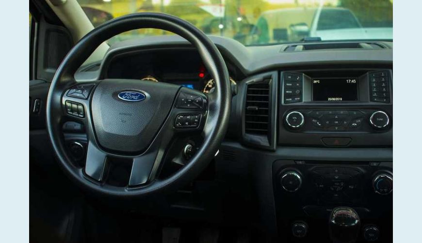 FORD RANGER CD RANGER 2.2 TD XLS CD 4X4 AUT. - PRATA - 2017 Foto 6 (Grande)