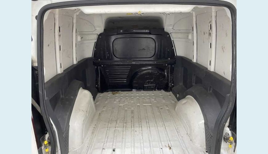 FIAT FIORINO 1.4 HARD WORKING (FLEX) - BRANCO - 2019 Foto 6 (Grande)