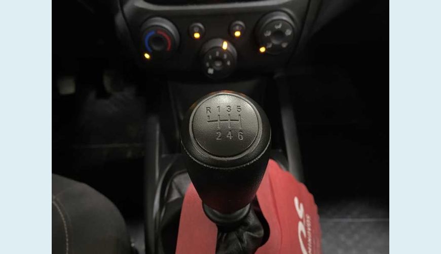 CHEVROLET ONIX 1.0 (FLEX) - CINZA - 2020 Foto 6 (Grande)