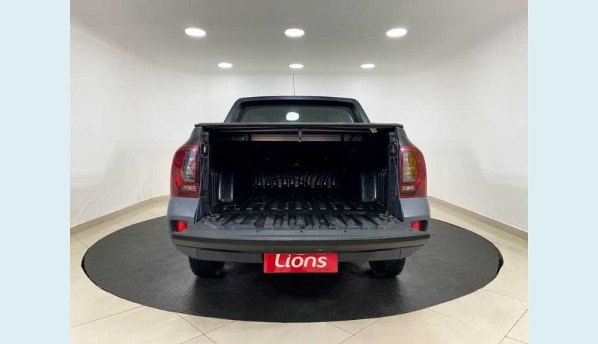 RENAULT DUSTER OROCH 1.6 16V SCE DYNAMIQUE (FLEX) - PRETO - 2019 Foto 6 (Grande)