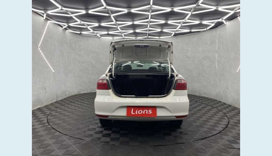 VOLKSWAGEN VOYAGE 1.6 MSI 8V FLEX - BRANCO - 2021 Foto 6 (Grande)