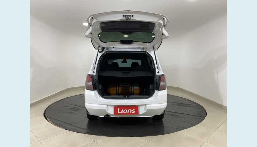 CHEVROLET SPIN ADVANTAGE 5S 1.8 (FLEX) (AUT) - BRANCO - 2018 Foto 6 (Grande)