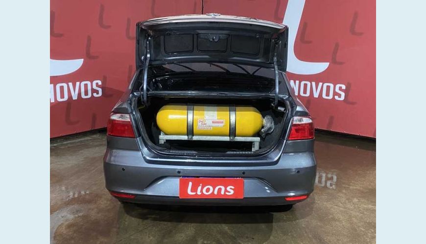 VOLKSWAGEN VOYAGE 1.6 TRENDLINE FLEX - CINZA - 2018 Foto 6 (Grande)