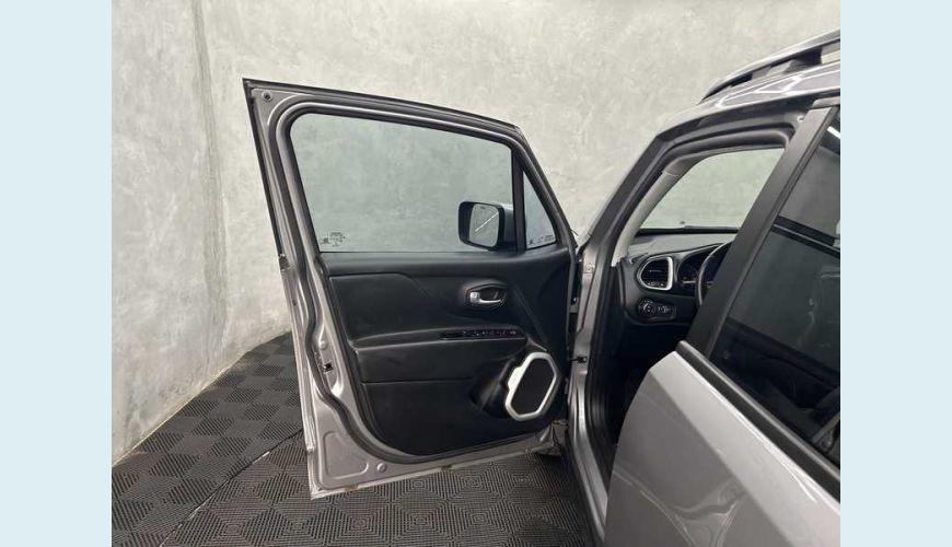 JEEP RENEGADE LONGITUDE 1.8 4X2 AUT. FLEX - PRATA - 2021 Foto 6 (Grande)