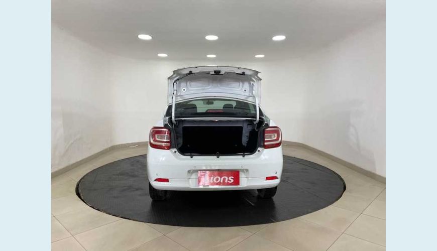 RENAULT LOGAN AUTHENTIQUE 1.0 12V SCE (FLEX) - BRANCO - 2020 Foto 6 (Grande)