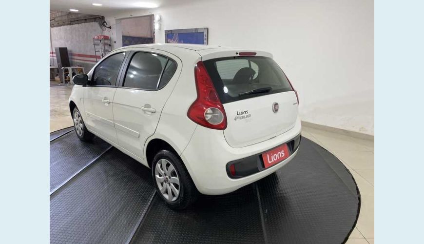 FIAT PALIO ATTRACTIVE 1.0 EVO (FLEX) - BRANCO - 2016 Foto 6 (Grande)