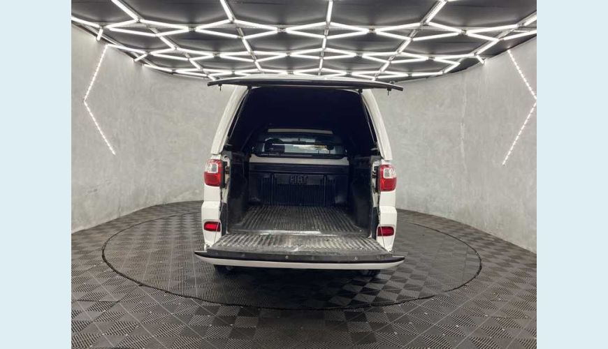 FIAT STRADA HARD WORKING 1.4 FLEX CS - BRANCO - 2020 Foto 6 (Grande)