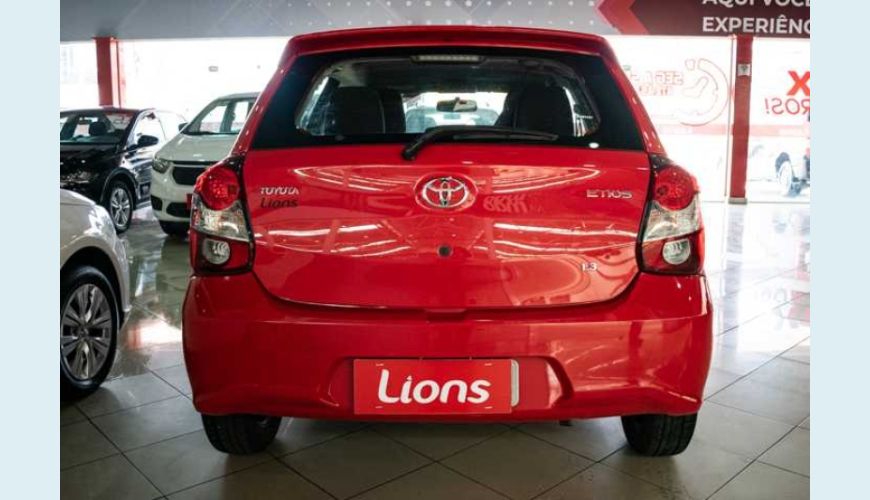 TOYOTA ETIOS X 1.3 (FLEX) - VERMELHO - 2020 Foto 6 (Grande)