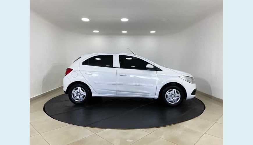CHEVROLET ONIX 1.0 LT SPE/4 - BRANCO - 2014 Foto 6 (Grande)