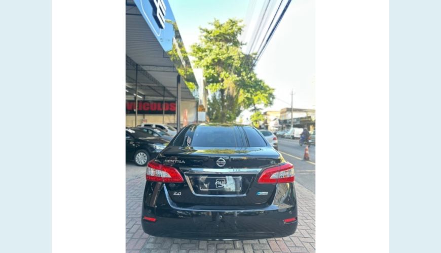 NISSAN SENTRA - PRETO - 2015 Foto 6 (Grande)