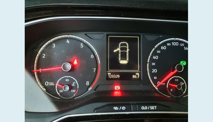 VOLKSWAGEN POLO CL AD - PRATA - 2018 Foto 6 (Grande)