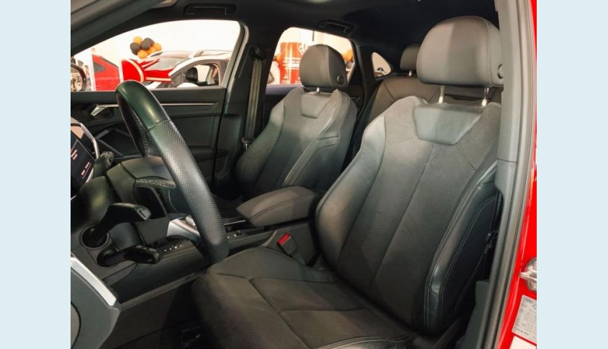 AUDI Q3 SPORTBACK TFSI PERFORMANCE BLACK QUATTRO - VERMELHO - 2023 Foto 6 (Grande)