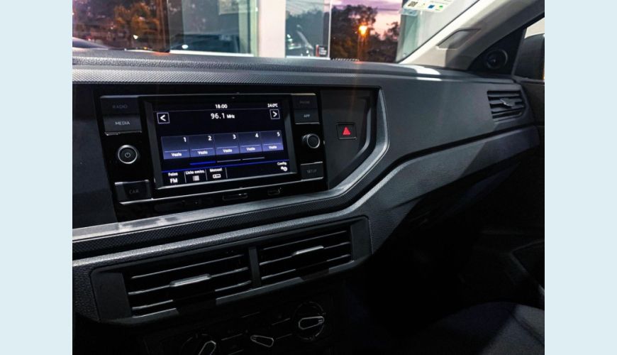 VOLKSWAGEN POLO TRACK 1.0 FLEX 12V 5P - PRATA - 2024 Foto 6 (Grande)