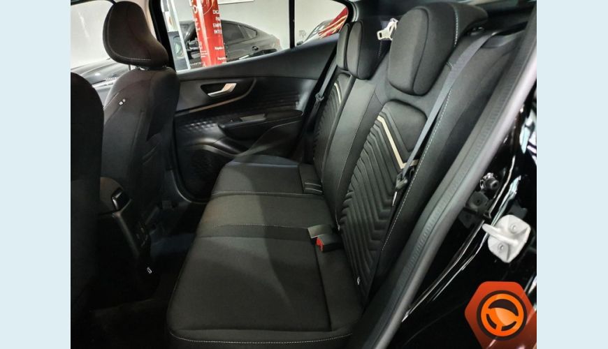 FIAT FASTBACK 1.0 200 TURBO FLEX AUT - PRETO - 2025 Foto 6 (Grande)