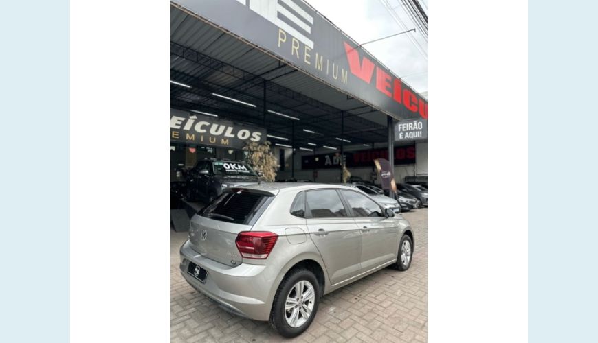 VOLKSWAGEN POLO - PRATA - 2022 Foto 6 (Grande)