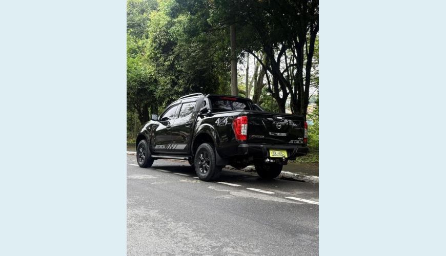 NISSAN FRONTIER ATK X4 - PRETO - 2021 Foto 6 (Grande)