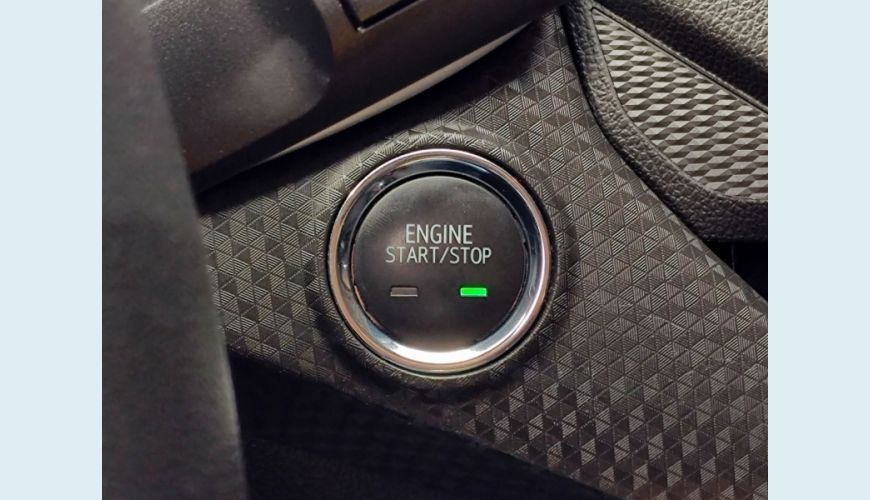 CHEVROLET ONIX - PRETO - 2024 Foto 6 (Grande)