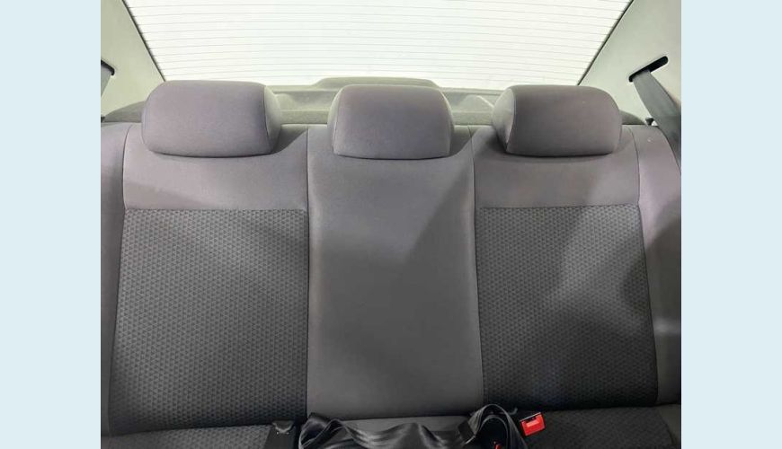 VOLKSWAGEN VOYAGE 1.6 MSI 8V (FLEX) - PRATA - 2019 Foto 6 (Grande)