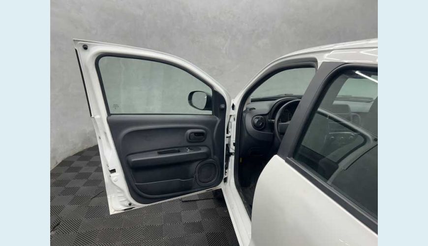 FIAT MOBI LIKE 1.0 (FLEX) - BRANCO - 2023 Foto 6 (Grande)