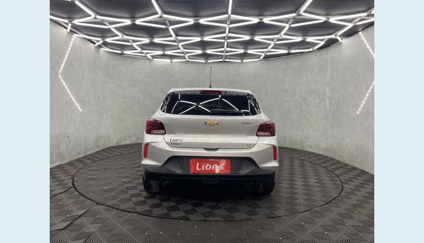 CHEVROLET ONIX LT 1.0 TURBO - PRATA - 2023 Foto 6 (Grande)