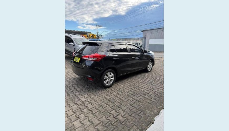 TOYOTA YARIS HB XL 13 AT - PRETO - 2019 Foto 6 (Grande)