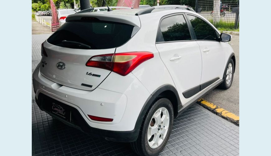HYUNDAI HB 20X PREMIUM 1.6 FLEX 16V AUT. - BRANCO - 2015 Foto 6 (Grande)