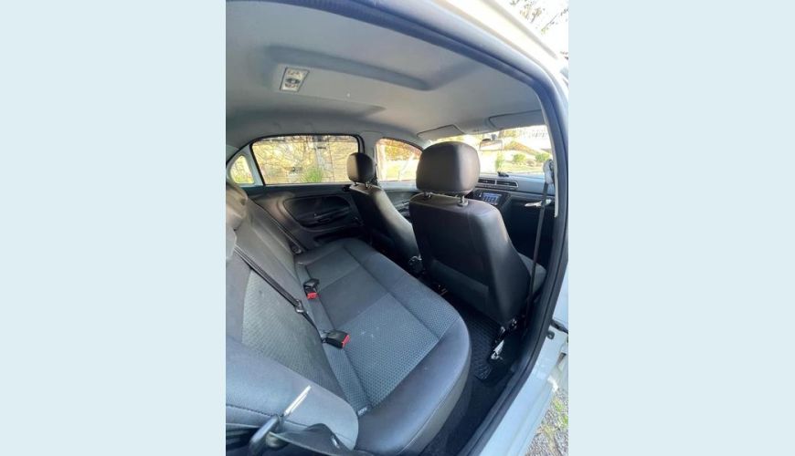 VOLKSWAGEN VOYAGE 1.6L MB5 - BRANCO - 2022 Foto 6 (Grande)