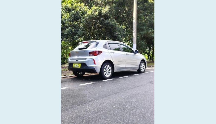 CHEVROLET ONIX 10TMT LT1 - PRATA - 2023 Foto 6 (Grande)