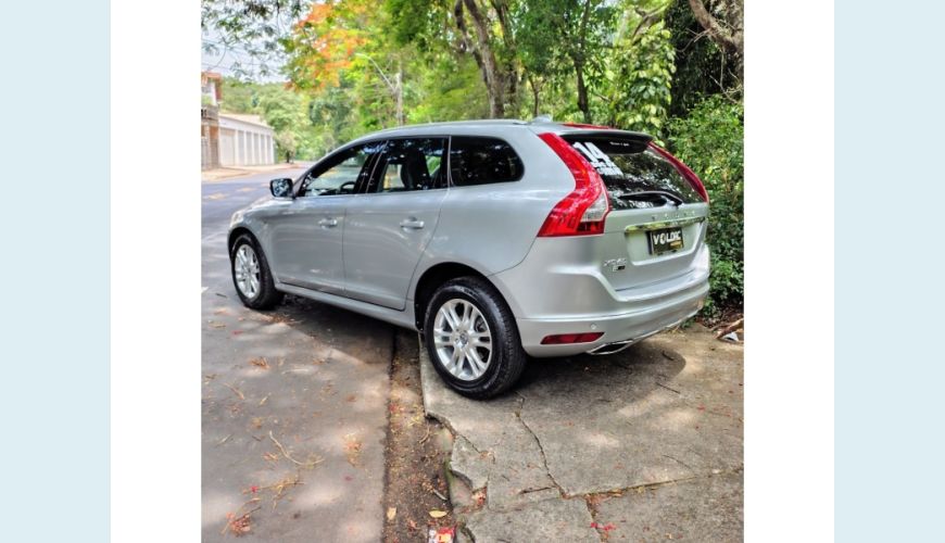 VOLVO XC60 - PRATA - 2014 Foto 6 (Grande)