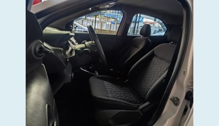 FORD KA FLEX MANUAL 4P - BRANCO - 2018 Foto 6 (Grande)