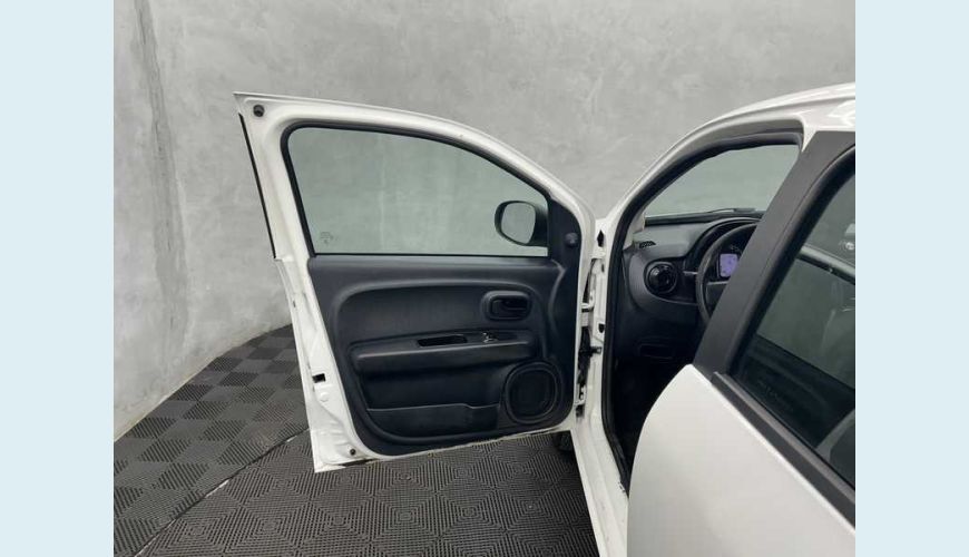 FIAT MOBI LIKE 1.0 FLEX MANUAL 4P - BRANCO - 2022 Foto 6 (Grande)