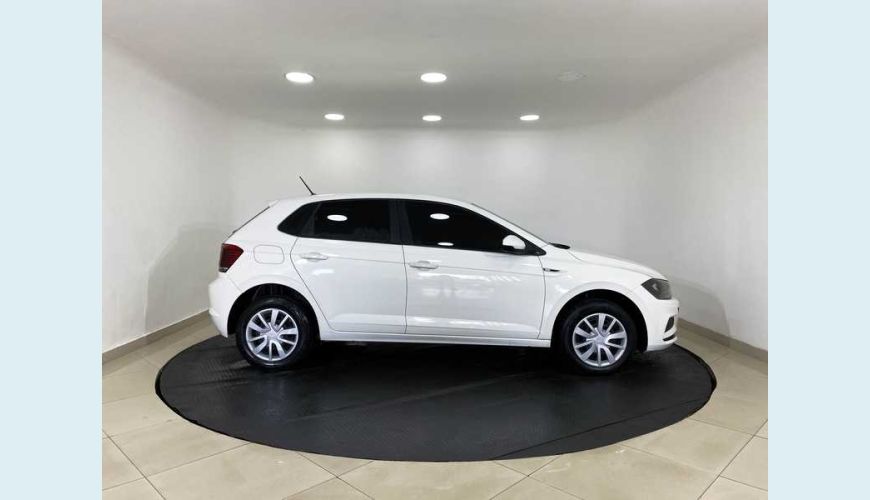 VOLKSWAGEN POLO 1.6 MSI FLEX MANUAL 4P - BRANCO - 2018 Foto 6 (Grande)
