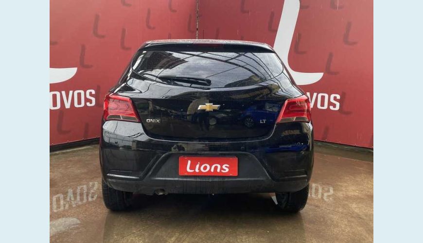 CHEVROLET ONIX LT 1.0 FLEX MANUAL 4P - PRETO - 2018 Foto 6 (Grande)