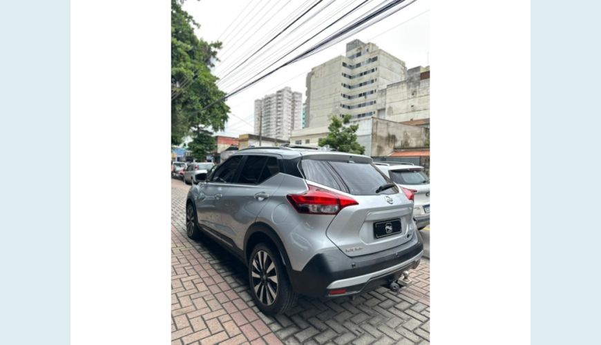 NISSAN KICKS FLEX AUT. 4P - PRATA - 2017 Foto 6 (Grande)