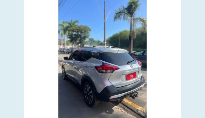 NISSAN KICKS FLEX AUT. 4P - PRATA - 2017 Foto 6 (Grande)