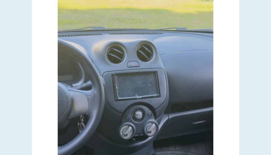 NISSAN MARCH FLEX MANUAL 4P - PRATA - 2014 Foto 6 (Grande)