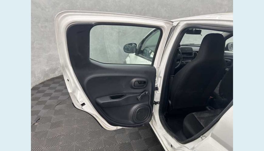 FIAT MOBI LIKE 1.0 FLEX MANUAL 4P - BRANCO - 2024 Foto 6 (Grande)