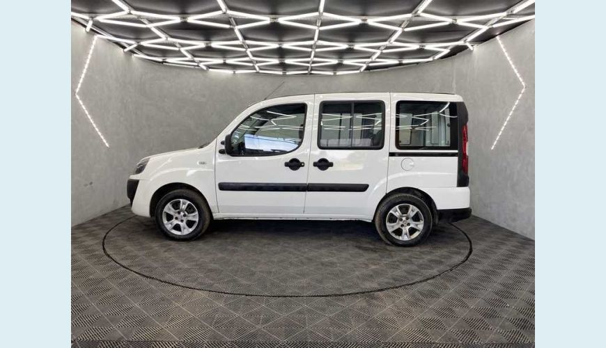FIAT DOBLO ESSENCE 1.8 16V FLEX MANUAL 4P - BRANCO - 2020 Foto 6 (Grande)