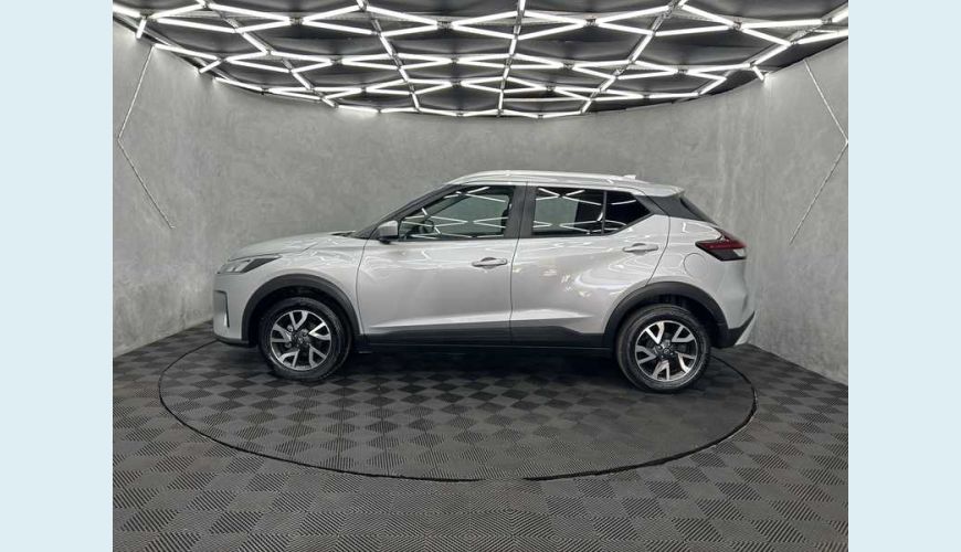 NISSAN KICKS SENSE 1.6 FLEX AUT. 4P - PRATA - 2023 Foto 6 (Grande)