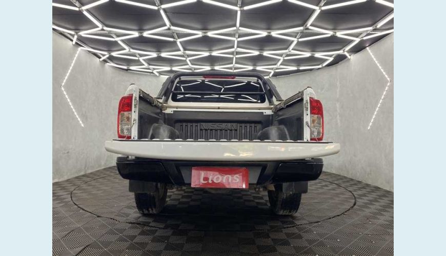 NISSAN FRONTIER CD S 2.3 TD DIESEL MANUAL 4P - BRANCO - 2021 Foto 6 (Grande)