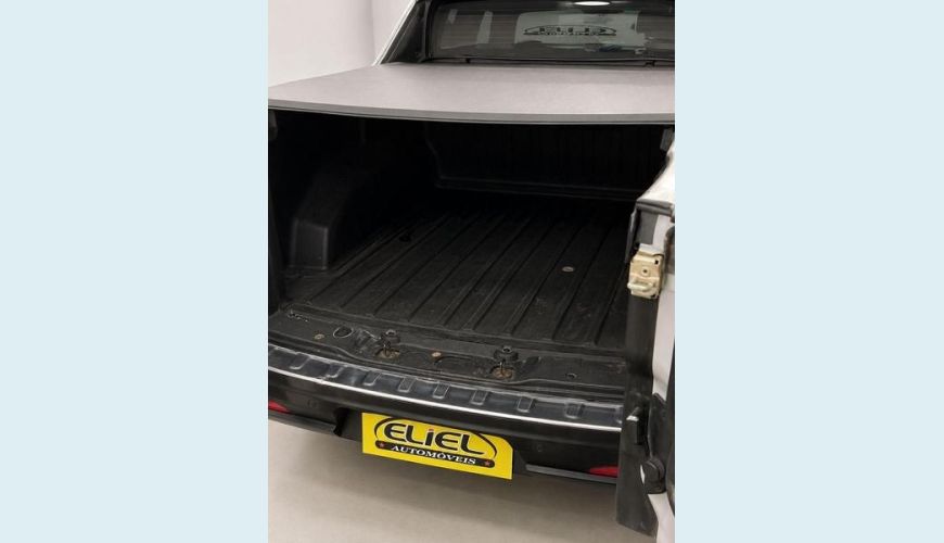 FIAT TORO FREEDOM AT 1.8 FLEX AUT. 4P - PRATA - 2018 Foto 6 (Grande)