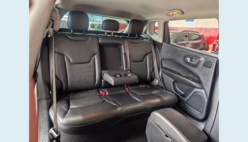 JEEP COMPASS DIESEL AUT. 4P - CINZA - 2018 Foto 6 (Grande)