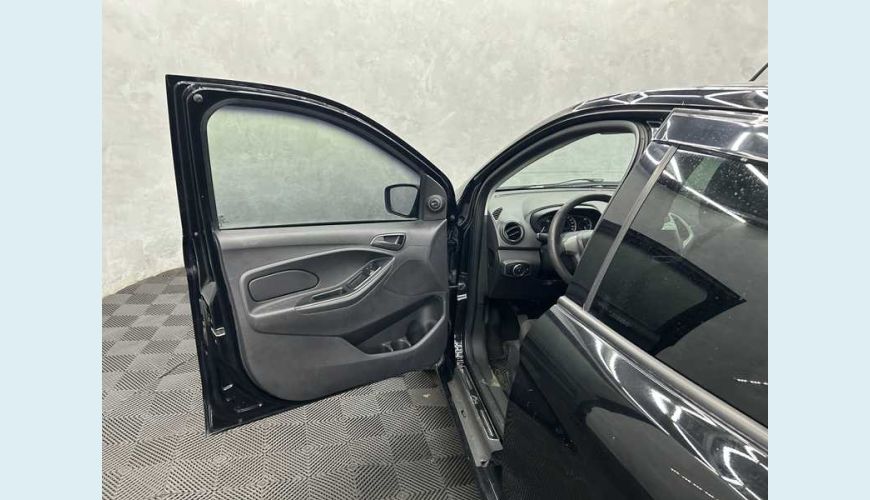 FORD KA SE 1.0 FLEX MANUAL 4P - PRETO - 2020 Foto 6 (Grande)