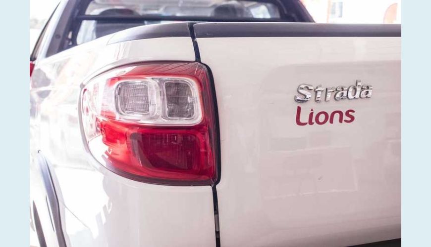 FIAT STRADA WORKING 1.4 FLEX MANUAL 2P - BRANCO - 2016 Foto 6 (Grande)