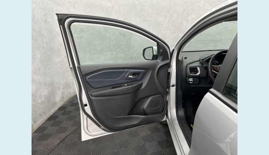 CHEVROLET SPIN PREMIER 1.8 FLEX AUT. 4P - PRATA - 2023 Foto 6 (Grande)